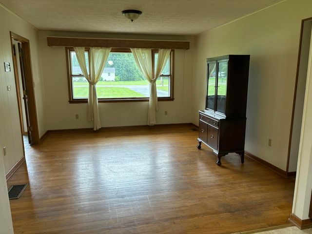 4001 Harlem Road, New Albany, OH 43054