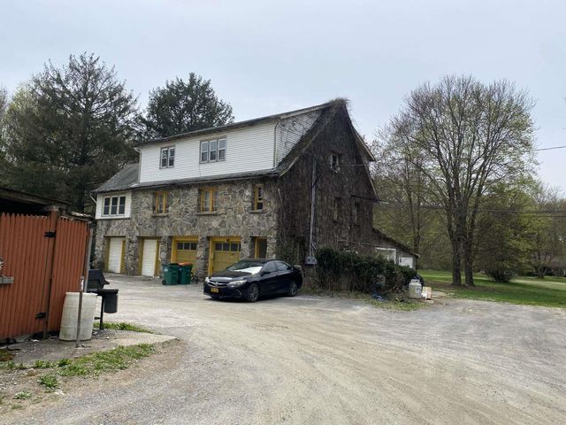 531 Creek Road, Poughkeepsie, NY 12601
