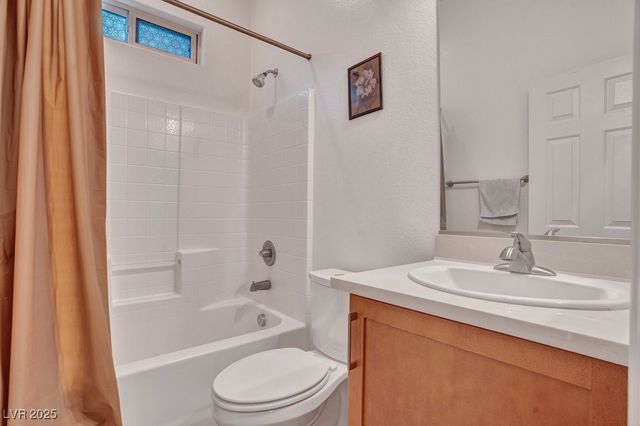 7939 Campers Village Avenue, Las Vegas, NV 89178