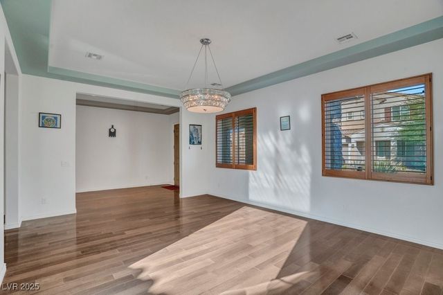 7939 Campers Village Avenue, Las Vegas, NV 89178