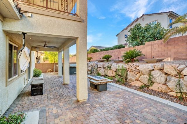 7939 Campers Village Avenue, Las Vegas, NV 89178