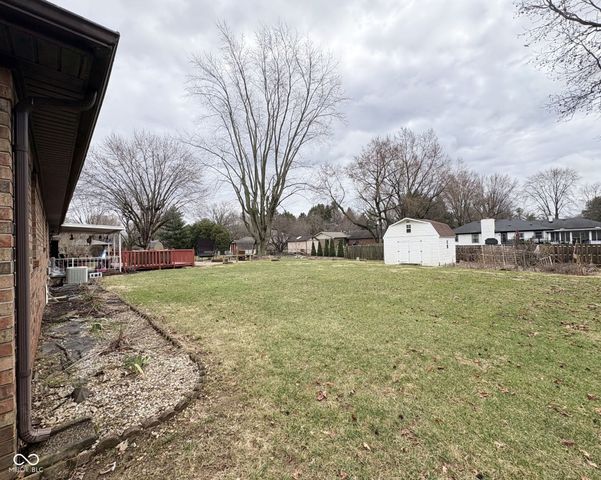 4147 W Fairview Road, Greenwood, IN 46142