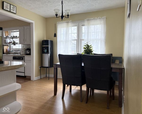 4147 W Fairview Road, Greenwood, IN 46142