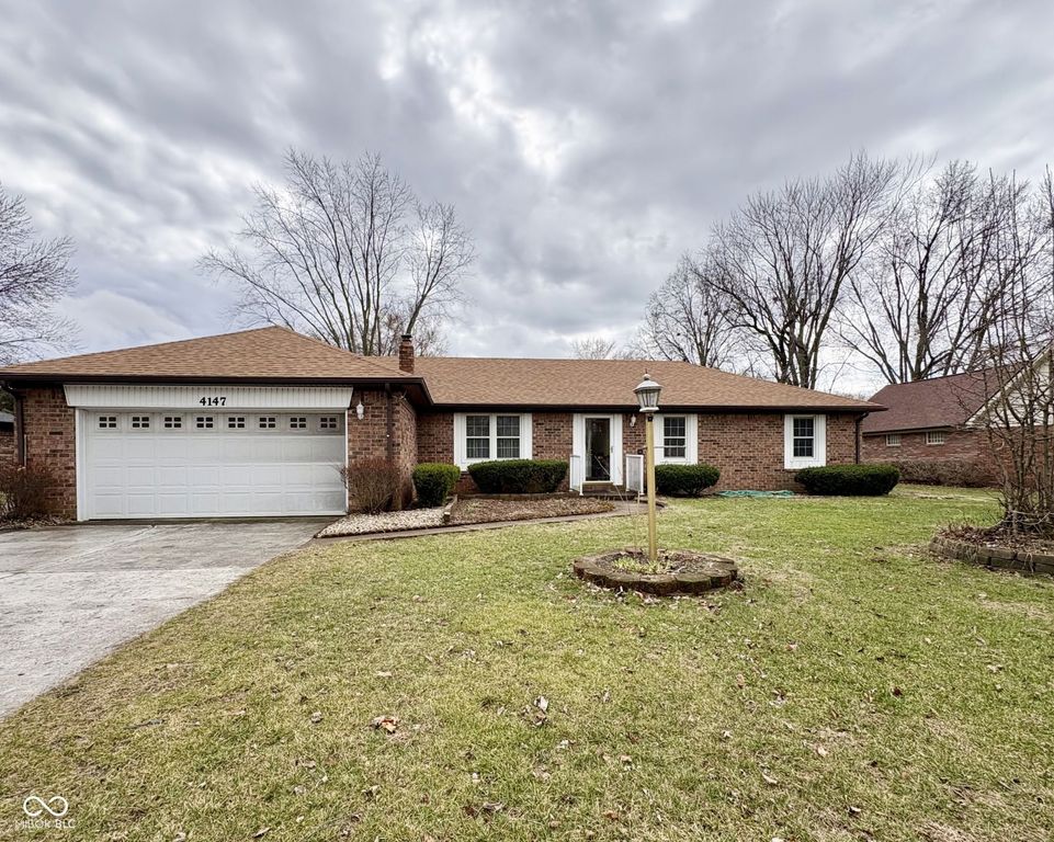 4147 W Fairview Road, Greenwood, IN 46142