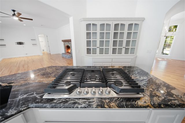 7327 E 112th Place S, Bixby, OK 74008