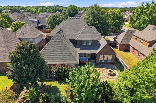 7327 E 112th Place S, Bixby, OK 74008