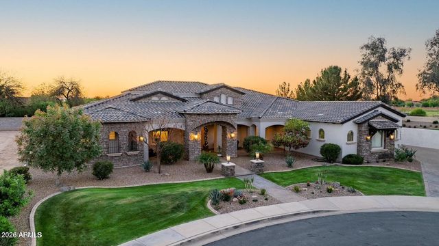 5600 S GEMSTONE Drive, Chandler, AZ 85249
