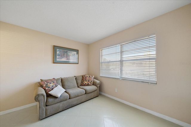 519 ALBEE FARM ROAD 111, Venice, FL 34285