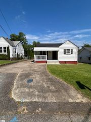 118 Brookdale Avenue, Greenville, SC 29607