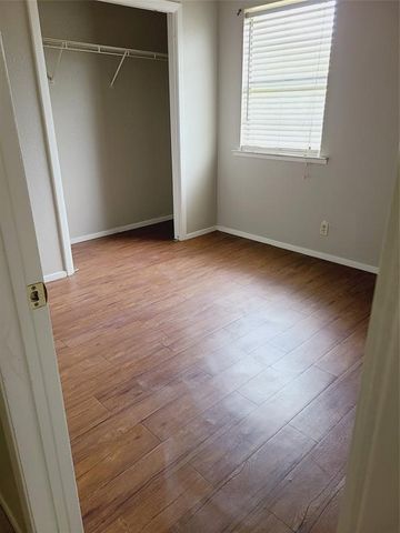 5700 Cherry Park Dr A, Austin, TX 78745