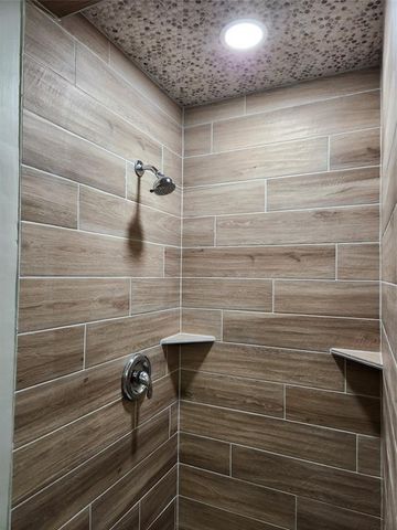 5700 Cherry Park Dr A, Austin, TX 78745