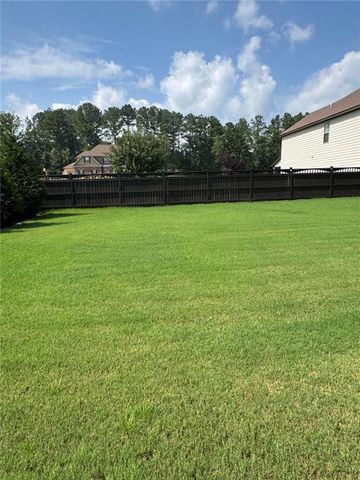 130 Ravens Landing, Fayetteville, GA 30215