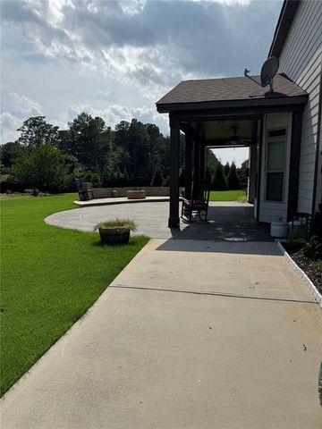 130 Ravens Landing, Fayetteville, GA 30215