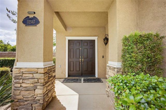 32547 Bramble Court, Lake Elsinore, CA 92532