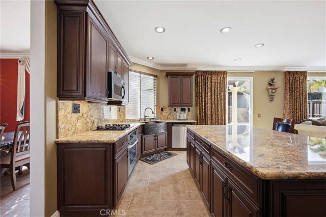 32547 Bramble Court, Lake Elsinore, CA 92532