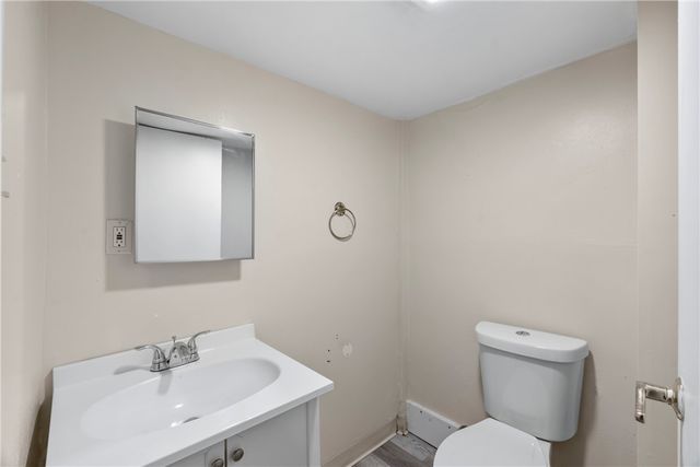 440 Lee Dr, Penn Hills, PA 15235