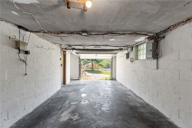 440 Lee Dr, Penn Hills, PA 15235