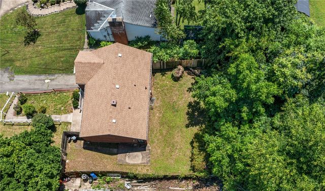 440 Lee Dr, Penn Hills, PA 15235