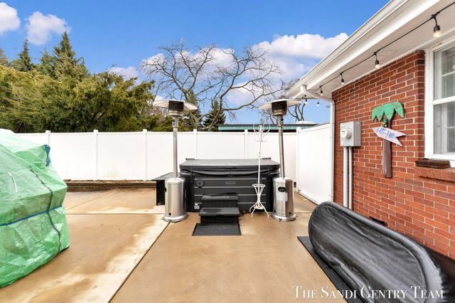 1508 Wisconsin Street, Grand Haven, MI 49417