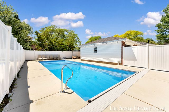 1508 Wisconsin Street, Grand Haven, MI 49417