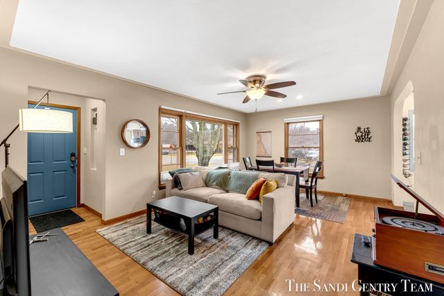 1508 Wisconsin Street, Grand Haven, MI 49417