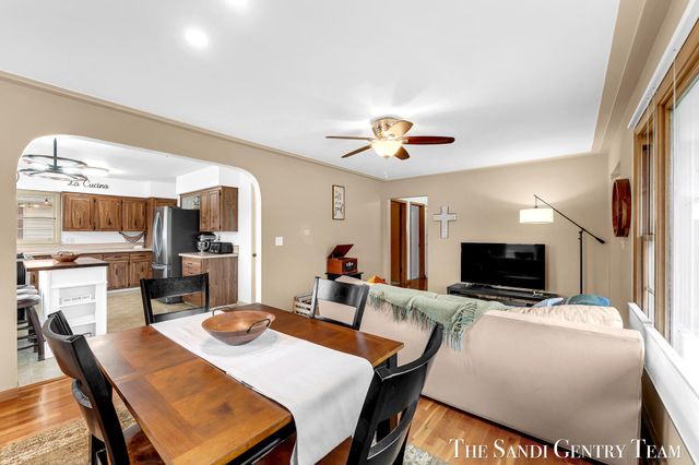 1508 Wisconsin Street, Grand Haven, MI 49417