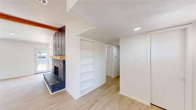 4108 Bristlecone Lane, Fort Worth, TX 76137