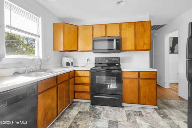 325 Miller Boulevard, Havelock, NC 28532