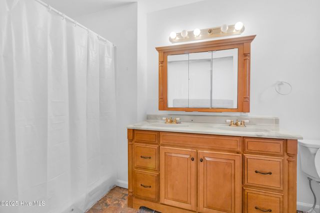325 Miller Boulevard, Havelock, NC 28532