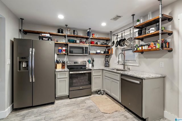 1100 14th Ave Apt A4, Tuscaloosa, AL 35401