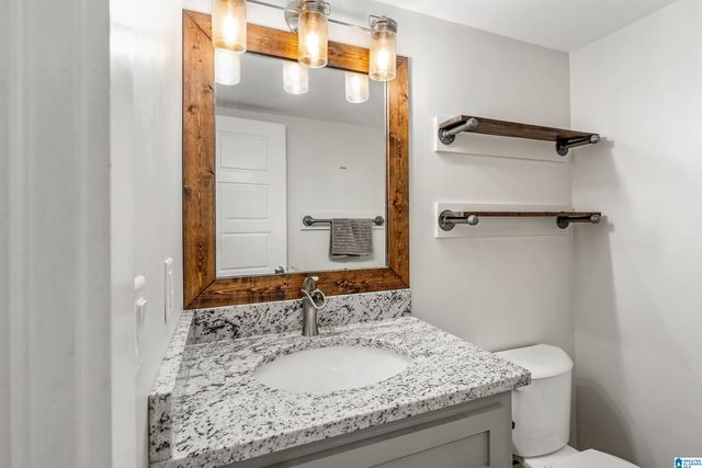 1100 14th Ave Apt A4, Tuscaloosa, AL 35401