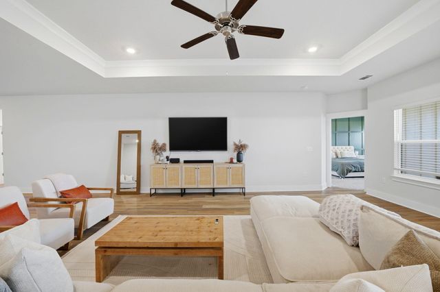 6322 Forest Bay Avenue, Gulf Breeze, FL 32563