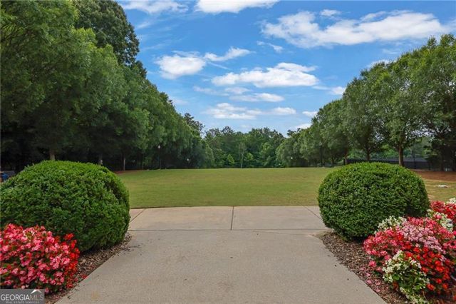 525 Rosemont Avenue, Canton, GA 30115