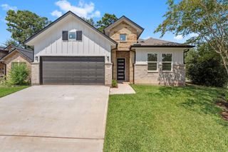 3531 White Oak Point Drive, Conroe, TX 77304
