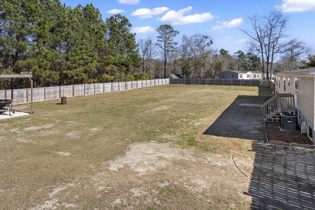 232 Palace Drive, Cross, SC 29436