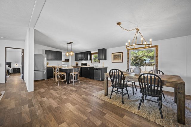 232 Palace Drive, Cross, SC 29436