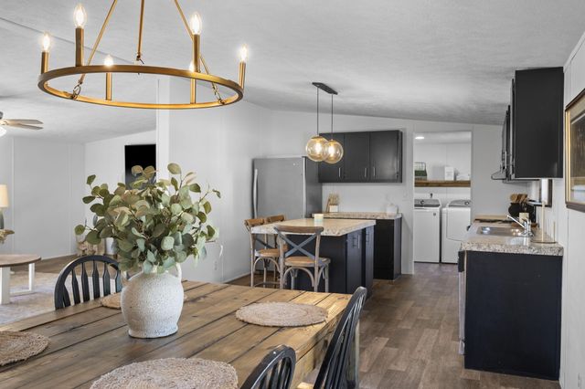 232 Palace Drive, Cross, SC 29436