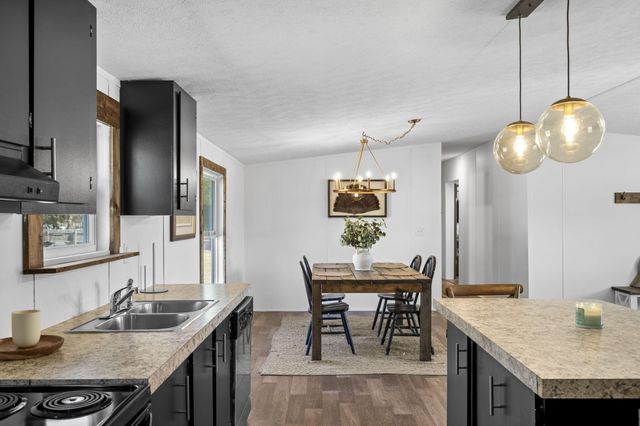 232 Palace Drive, Cross, SC 29436