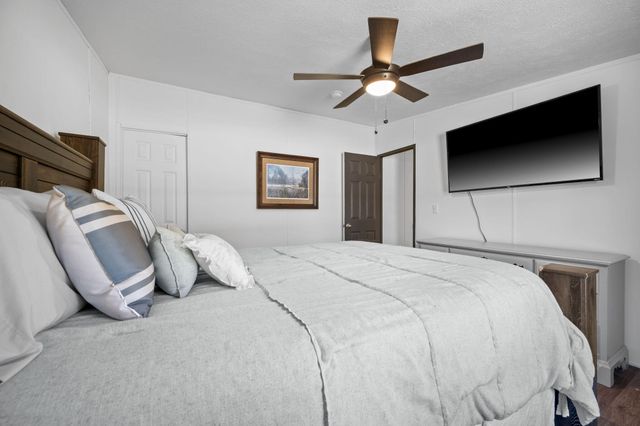 232 Palace Drive, Cross, SC 29436