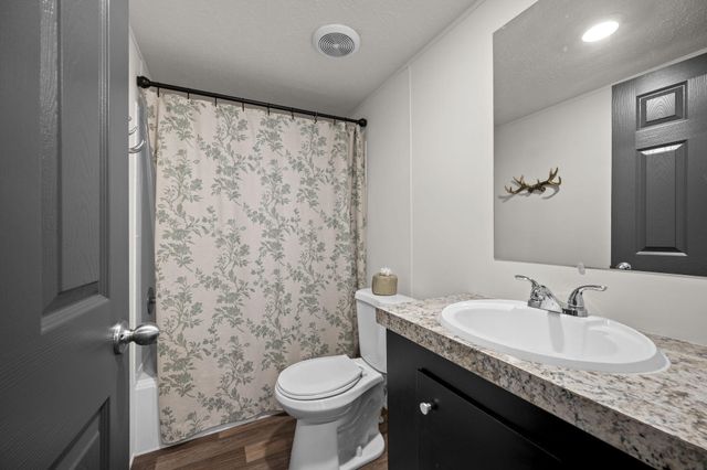 232 Palace Drive, Cross, SC 29436