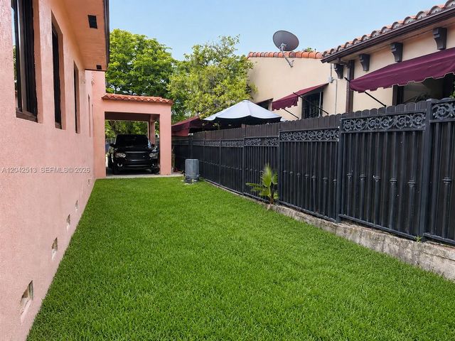 3053 SW 21st St, Miami, FL 33145