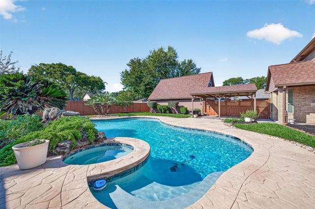 16217 Capri Drive, Jersey Village, TX 77040