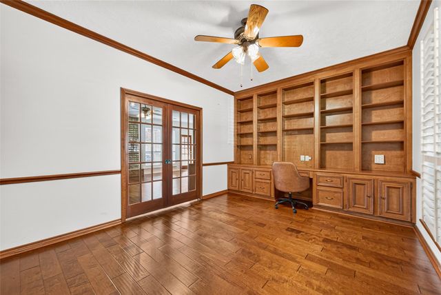 16217 Capri Drive, Jersey Village, TX 77040