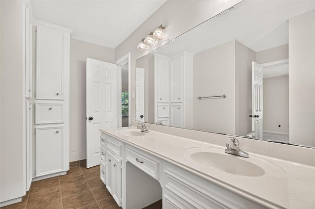 16217 Capri Drive, Jersey Village, TX 77040