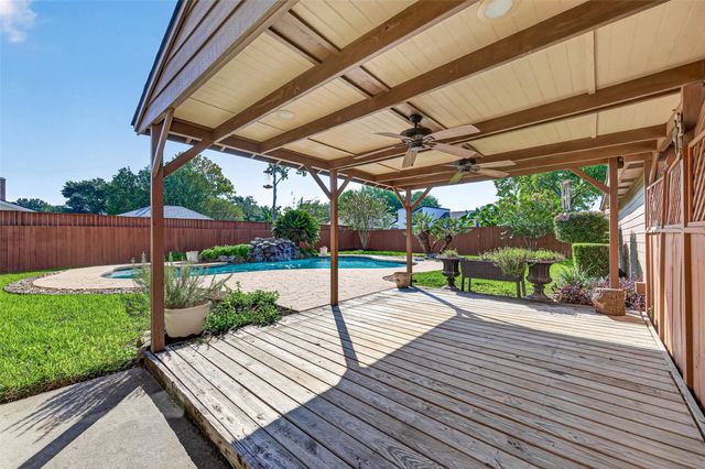 16217 Capri Drive, Jersey Village, TX 77040