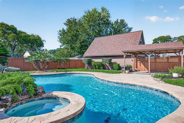 16217 Capri Drive, Jersey Village, TX 77040