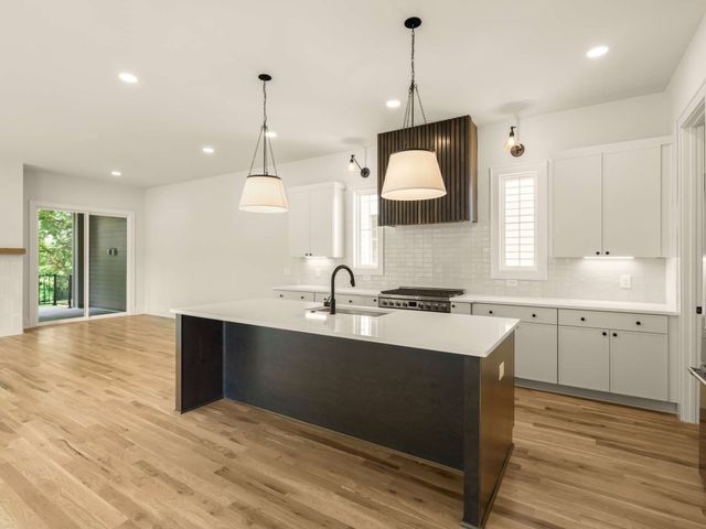 517A Achievement Dr, Nashville, TN 37209