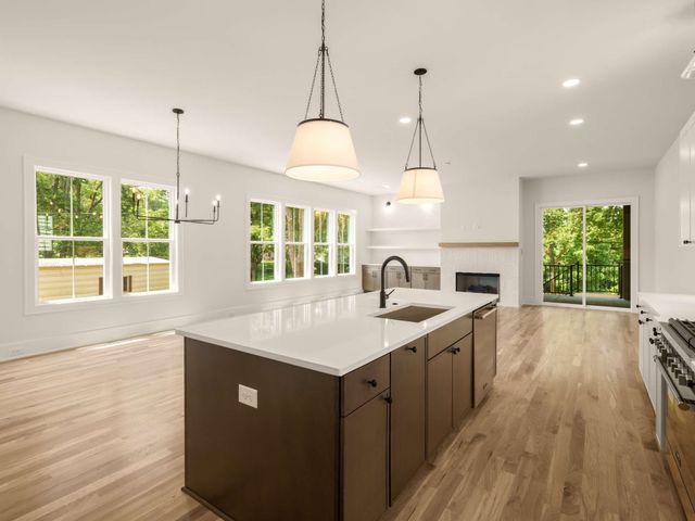 517A Achievement Dr, Nashville, TN 37209