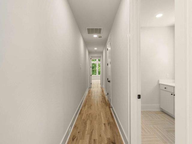 517A Achievement Dr, Nashville, TN 37209