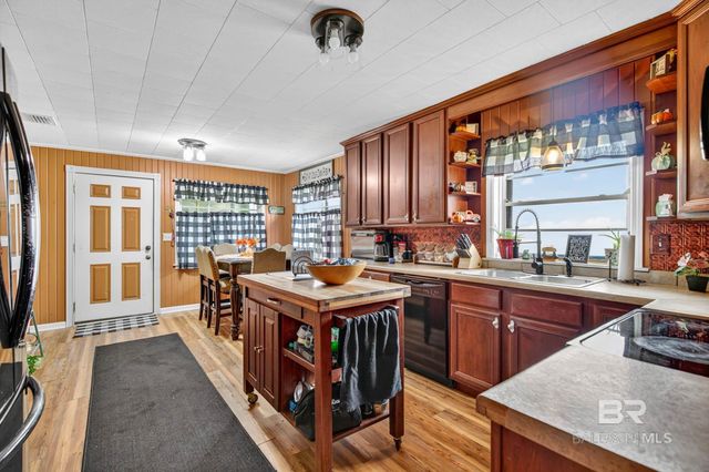 23455 Redtown Road, Atmore, AL 36502